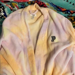 PINK by Victoria’s Secret Robe